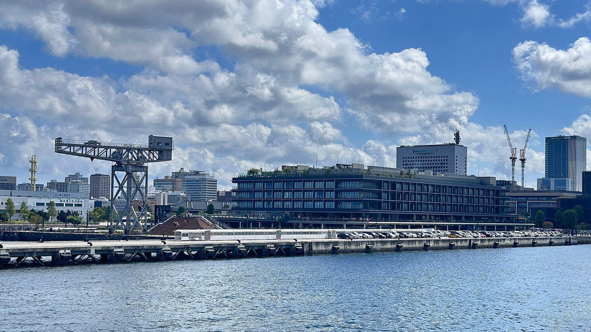Yokohama Hammerhead mit dem Hammerkopfkran