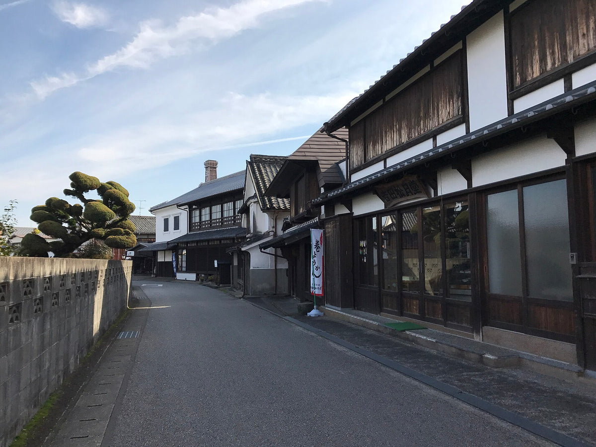 La via delle cantine di Hizen Hamashuku
