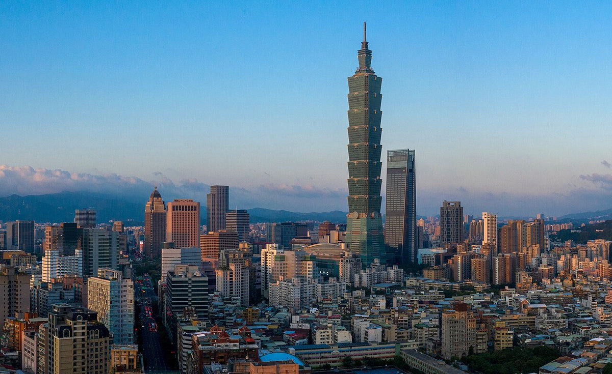 台北101と台北市の街並み